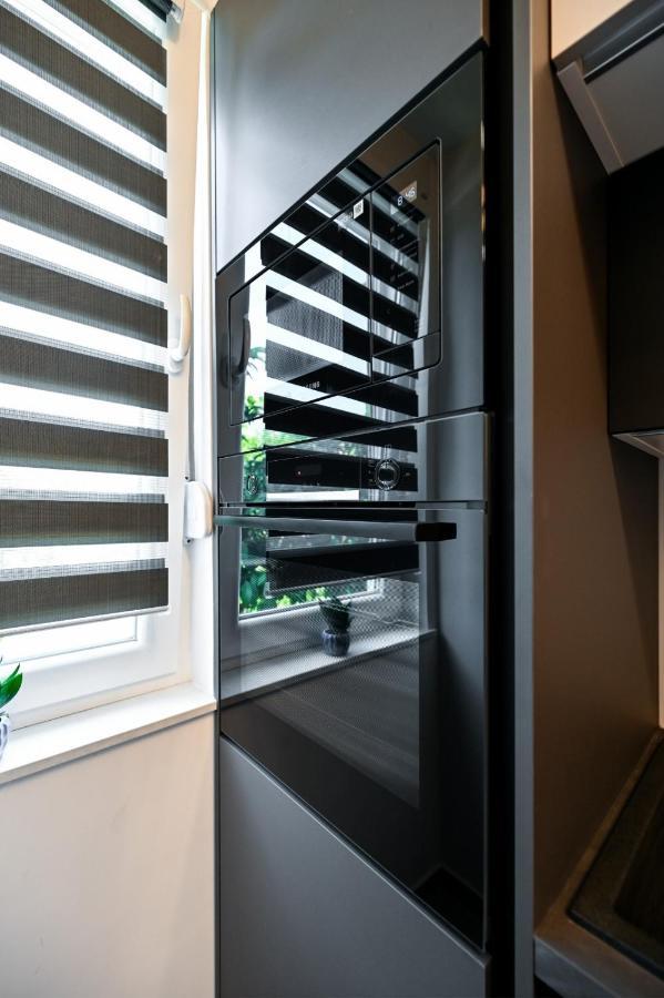 Newly Renovated Apartment Luce Zadar Exterior foto